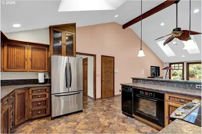 2620 W 22nd Ave, Eugene, OR 97405 - Photo 17