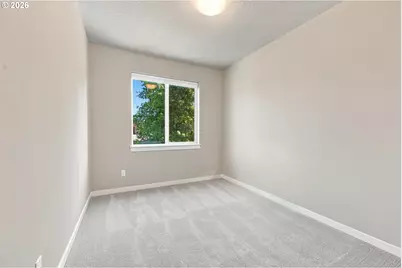 170 SW Lancaster Ct, Troutdale, OR 97060 - Photo 33
