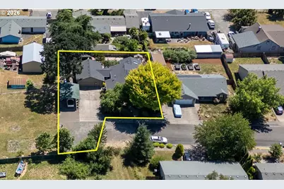 210 S 2nd St, Carlton, OR 97111 - Photo 45