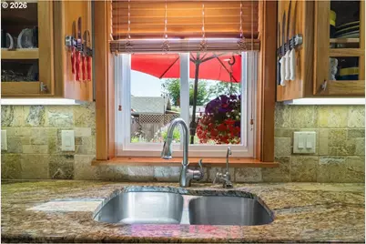 210 S 2nd St, Carlton, OR 97111 - Photo 17