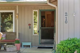 210 S 2nd St, Carlton, OR 97111 - Photo 5