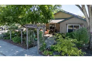 210 S 2nd St, Carlton, OR 97111 - Photo 47