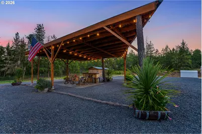 82056 Mahr Ln, Creswell, OR 97426 - Photo 5