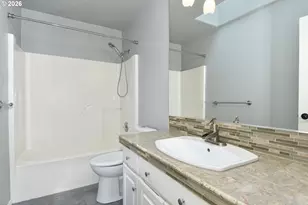 39735 Hood St, Sandy, OR 97055 - Photo 25