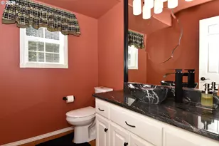 39735 Hood St, Sandy, OR 97055 - Photo 15