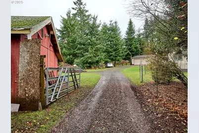 20788 Hazelnut Ridge Rd NE, Scotts Mills, OR 97375 - Photo 3