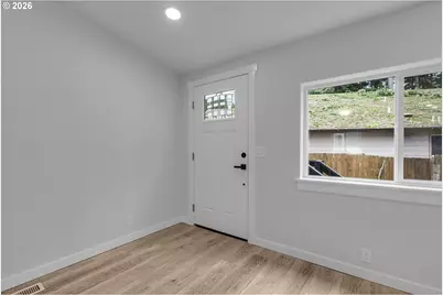 1598 40th Ln, Sweet Home, OR 97386 - Photo 5