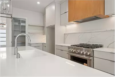 10723 SE 13th Cir, Vancouver, WA 98664 - Photo 11