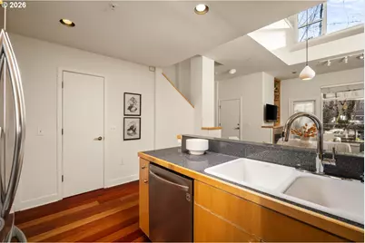 2327 NW Northrup St #3, Portland, OR 97210 - Photo 13