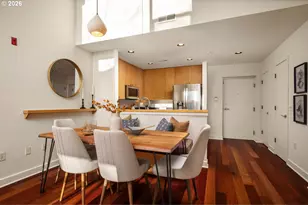 2327 NW Northrup St, Portland, OR 97210 - Photo 9