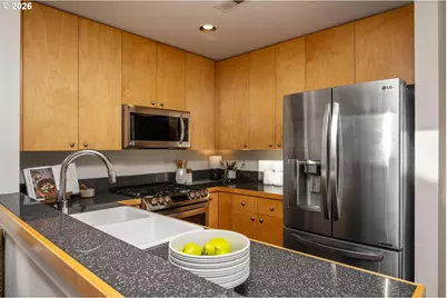 2327 NW Northrup St #3, Portland, OR 97210 - Photo 11