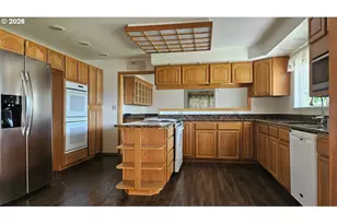 502 N Lake St, Joseph, OR 97846 - Photo 9