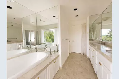 18 Northview Ct, Lake Oswego, OR 97035 - Photo 21
