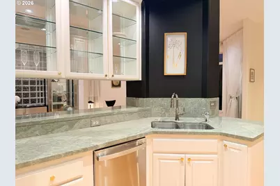 18 Northview Ct, Lake Oswego, OR 97035 - Photo 15