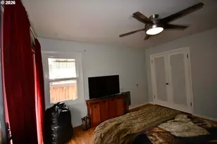 724 E 14th St, The Dalles, OR 97058 - Photo 17