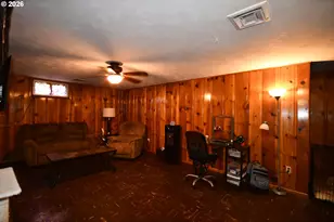 724 E 14th St, The Dalles, OR 97058 - Photo 23