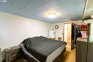 724 E 14th St, The Dalles, OR 97058 - Photo 23