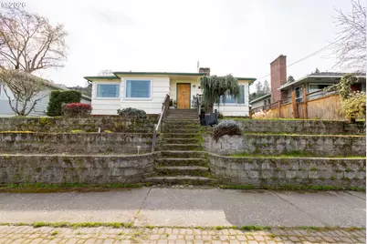 724 E 14th St, The Dalles, OR 97058 - Photo 39