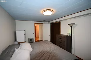 724 E 14th St, The Dalles, OR 97058 - Photo 27