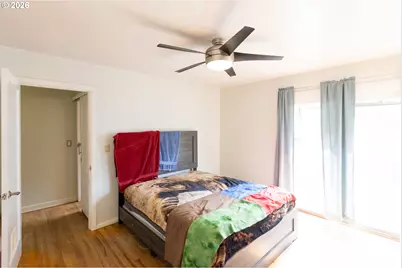 724 E 14th St, The Dalles, OR 97058 - Photo 17