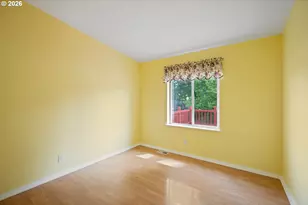 827 NE Woodard Ave, Castle Rock, WA 98611 - Photo 25
