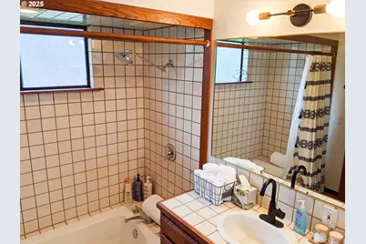 430 Pine St, Brookings, OR 97415 - Photo 23