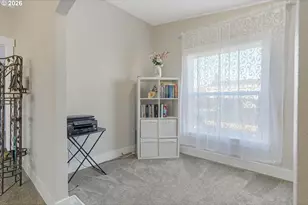 1015 Oak St, Silverton, OR 97381 - Photo 15