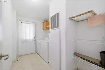2150 Laura St #113, Springfield, OR 97477 - Photo 13