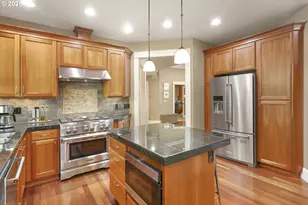 4616 SE Honors Pl, Gresham, OR 97080 - Photo 7