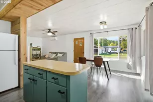 76395 River Rd, Oakridge, OR 97463 - Photo 13