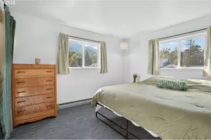 76395 River Rd, Oakridge, OR 97463 - Photo 17