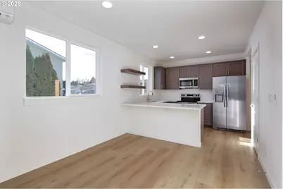 1676 Tucker Rd, Hood River, OR 97031 - Photo 3