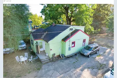 2737 SE 115th Ave, Portland, OR 97266 - Photo 1