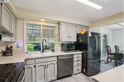 3454 NE 5th Ct, Gresham, OR 97030 - Photo 11