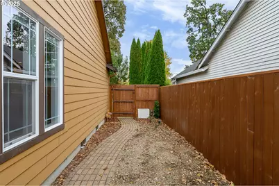 2753 NW Pinot Noir Dr, McMinnville, OR 97128 - Photo 31