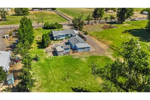 29538 Bridge Rd, Hermiston, OR 97838 - Photo 3