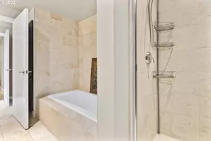 1900 S River Dr, Portland, OR 97201 - Photo 21