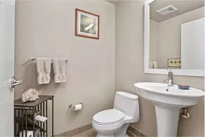 1900 S River Dr #N601, Portland, OR 97201 - Photo 17