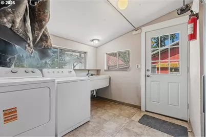 68763 Wasser Rd, Rainier, OR 97048 - Photo 9