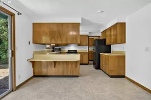 3624 Hermosa Ct NE, Salem, OR 97305 - Photo 13