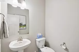 6975 SE Tamarack St, Hillsboro, OR 97123 - Photo 19