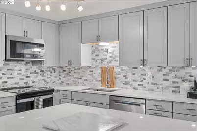 10250 SW Bryton Ct, Wilsonville, OR 97070 - Photo 19