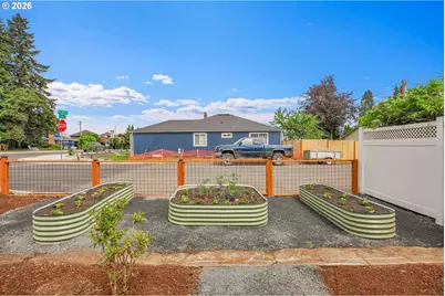 318 S Ivy St, Canby, OR 97013 - Photo 35