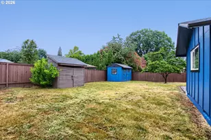 12126 SE Redwood Ave, Milwaukie, OR 97222 - Photo 29