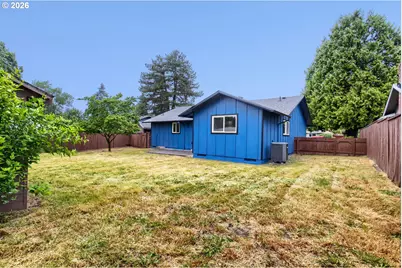 12126 SE Redwood Ave, Milwaukie, OR 97222 - Photo 31