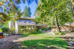 10135 SW Riverwood Ln, Portland, OR 97224 - Photo 29