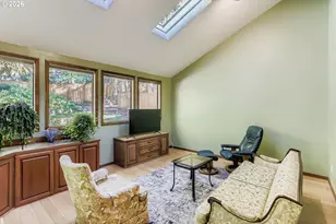 10135 SW Riverwood Ln, Portland, OR 97224 - Photo 15