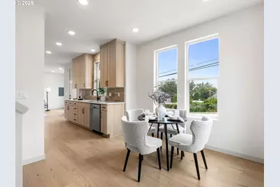 305 SE Jetty Ave, Lincoln City, OR 97367 - Photo 13