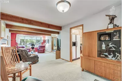 19500 SW Alderwood Ct, Beaverton, OR 97003 - Photo 7