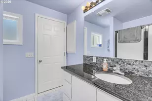 19500 SW Alderwood Ct, Beaverton, OR 97003 - Photo 21